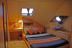 Panunee Suit Cabin