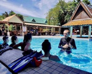 Apnea Academy level 2 Phuket - Pool