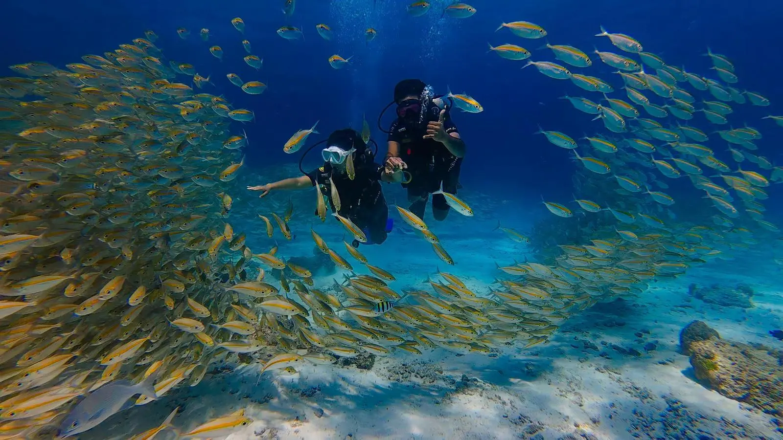 Discover Scuba Diving boat day trip to Racha Yai Island